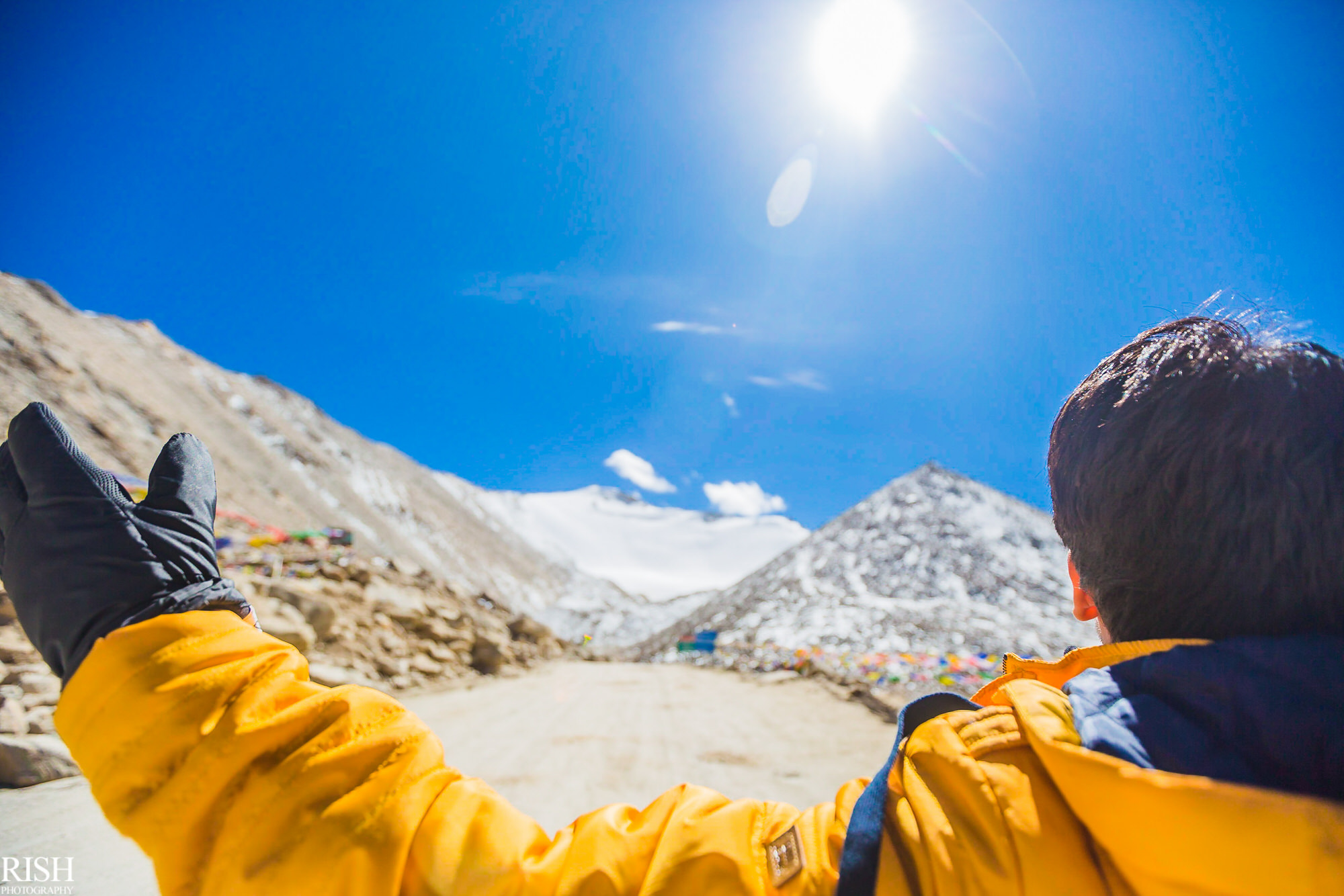 Leh - Ladakh Pre Wedding Shoot By Best Pre Wedding Photographer Delhi India