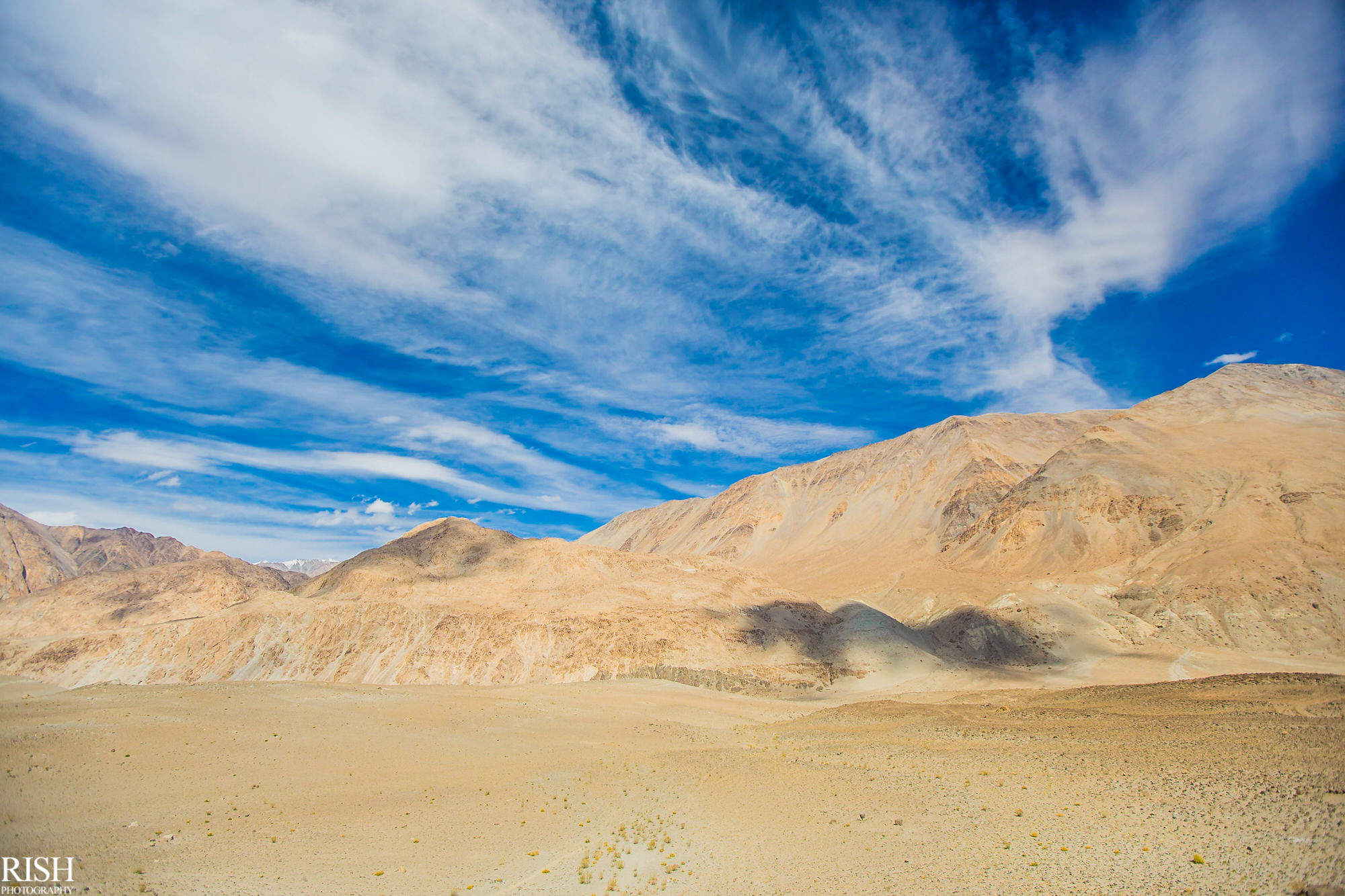 Leh - Ladakh Pre Wedding Shoot By Best Pre Wedding Photographer Delhi India