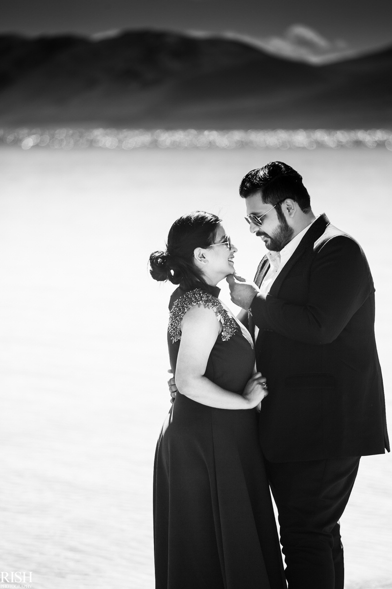 Leh - Ladakh Pre Wedding Shoot By Best Pre Wedding Photographer Delhi India