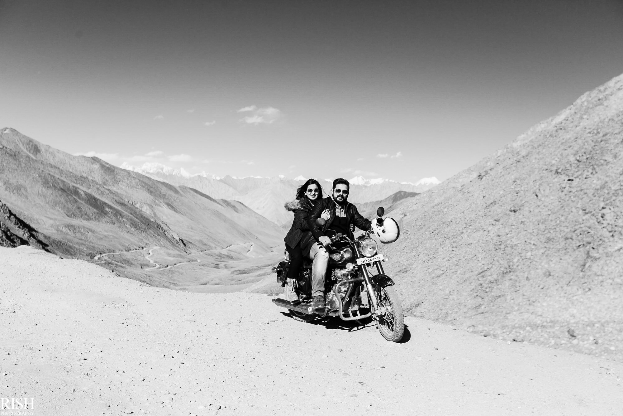 Leh - Ladakh Pre Wedding Shoot By Best Pre Wedding Photographer Delhi India