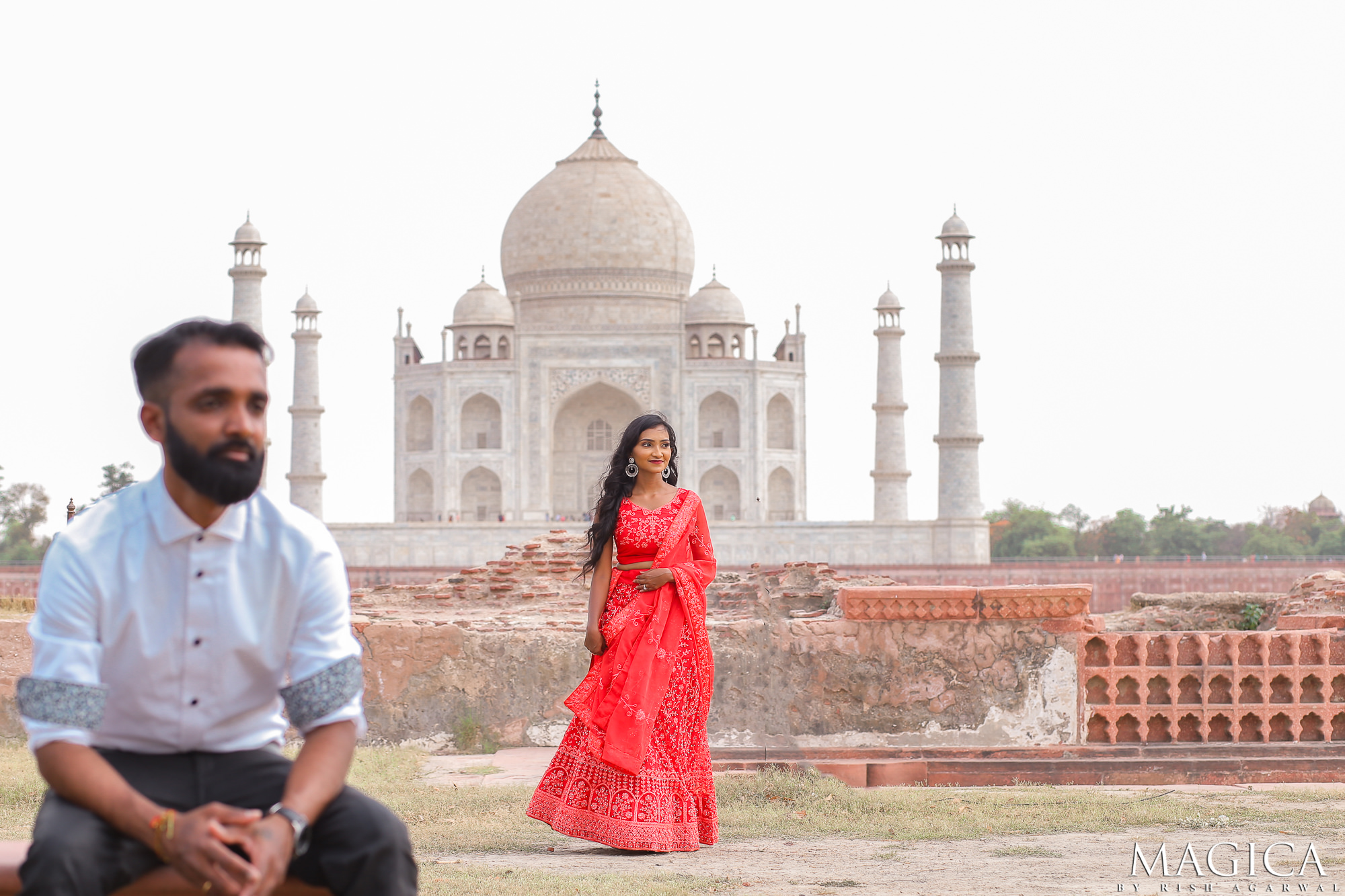 Taj Mahal Pre Wedding By Best Candid Wedding Photographer in India New Delhi