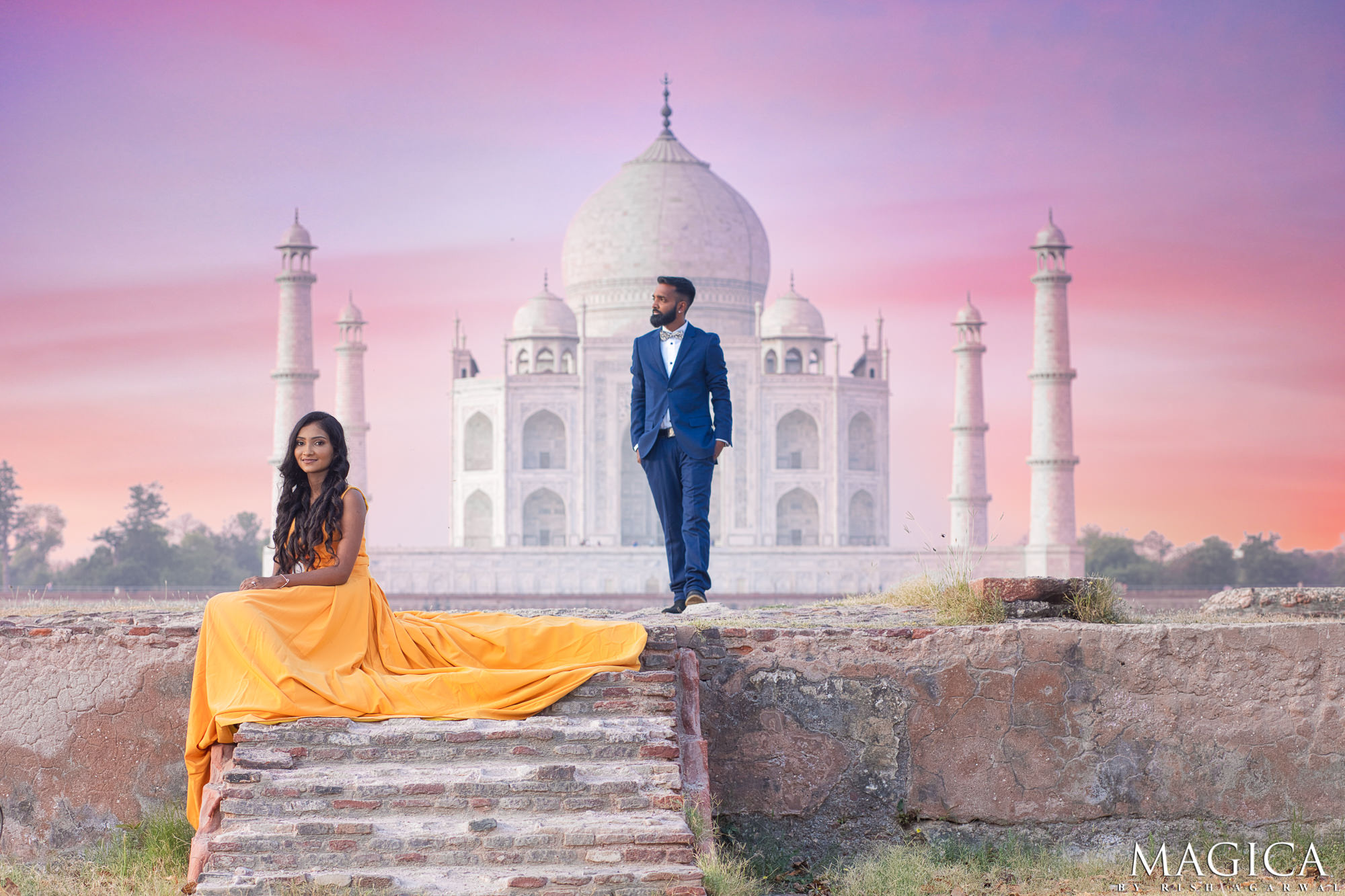 Taj Mahal Pre Wedding By Best Candid Wedding Photographer in India New Delhi